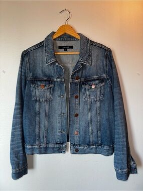 J BRAND “Gene shrunken Denim Jacket” 100% rigid cotton denim